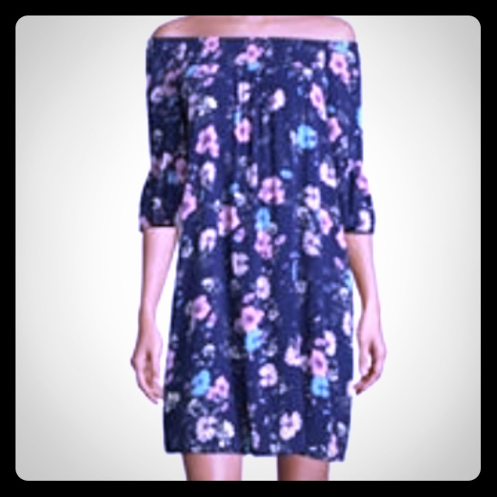 FLASH SALE⚡️NWT a.n.a Helena floral dress